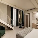 Hotel Sterling Luxury *