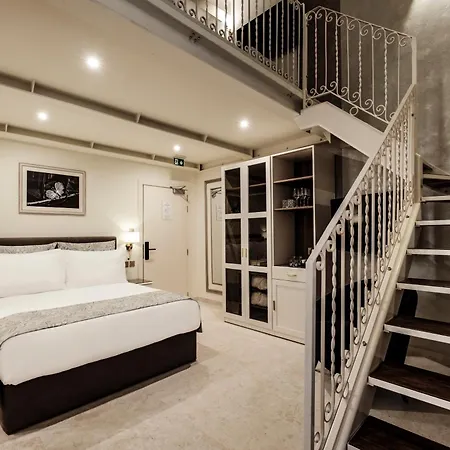 Sterling Luxury Szálloda Valletta