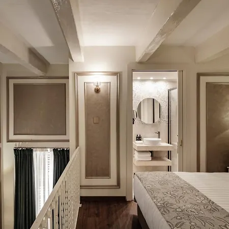 Szálloda Sterling Luxury