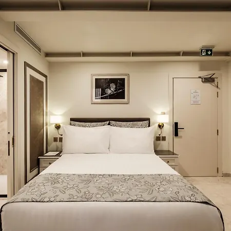 Szálloda Sterling Luxury Valletta