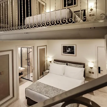 Sterling Luxury Hotell *