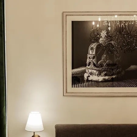 Sterling Luxury Hotell