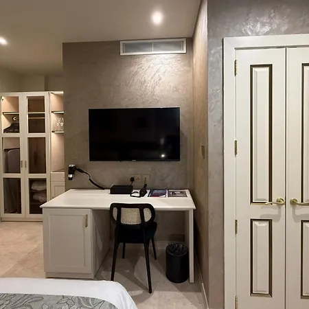 Sterling Luxury Hotel