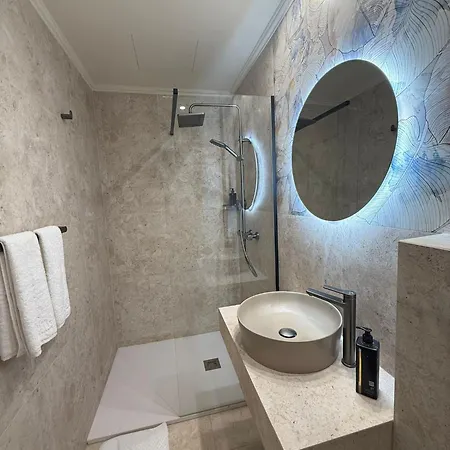 Sterling Luxury Hotell Valletta